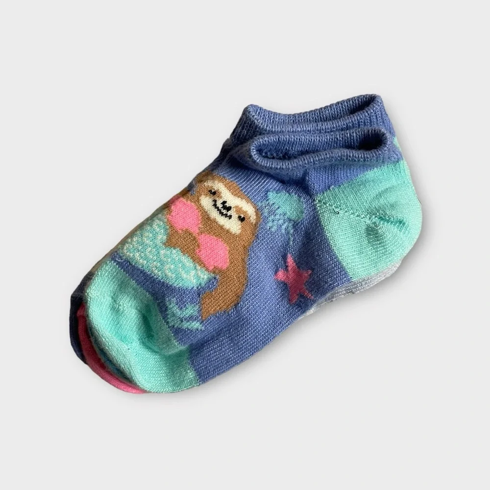 Cat & Jack Sloth On The Beach Theme No-Show Socks Size S